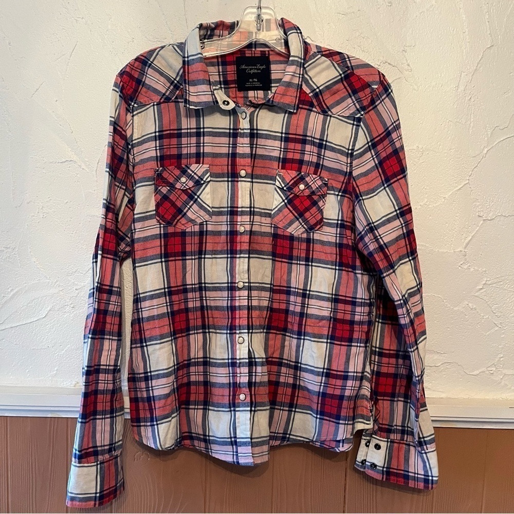 American Eagle Outfitters Plaid Shirt Size XL